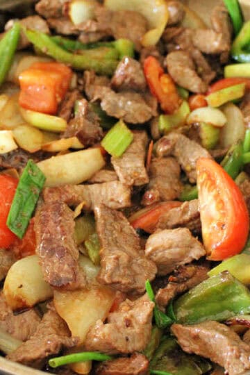 Hawaiian style beef tomato dish